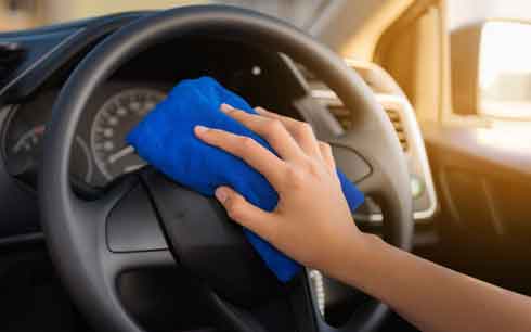 Clean The Steering Wheel And Dashboard Of Your Car
