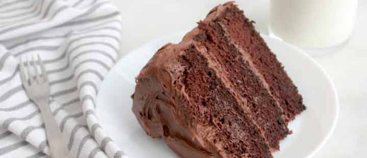 How to Make a Healthy Chocolate Cake